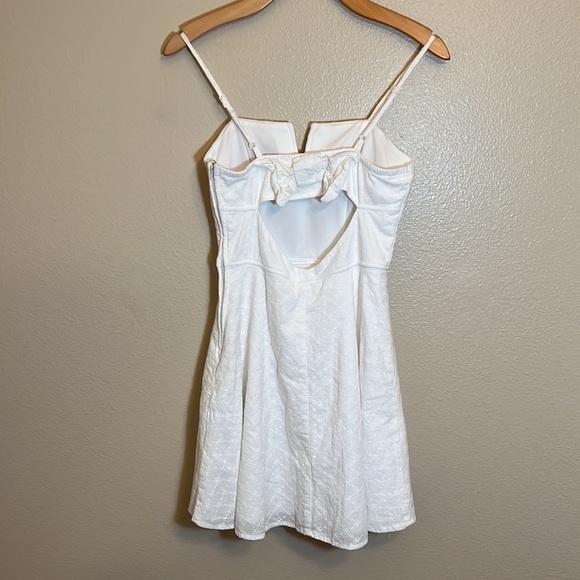 Trixxi White Spaghetti Strap Mini Juniors Dress - Picture 6 of 10
